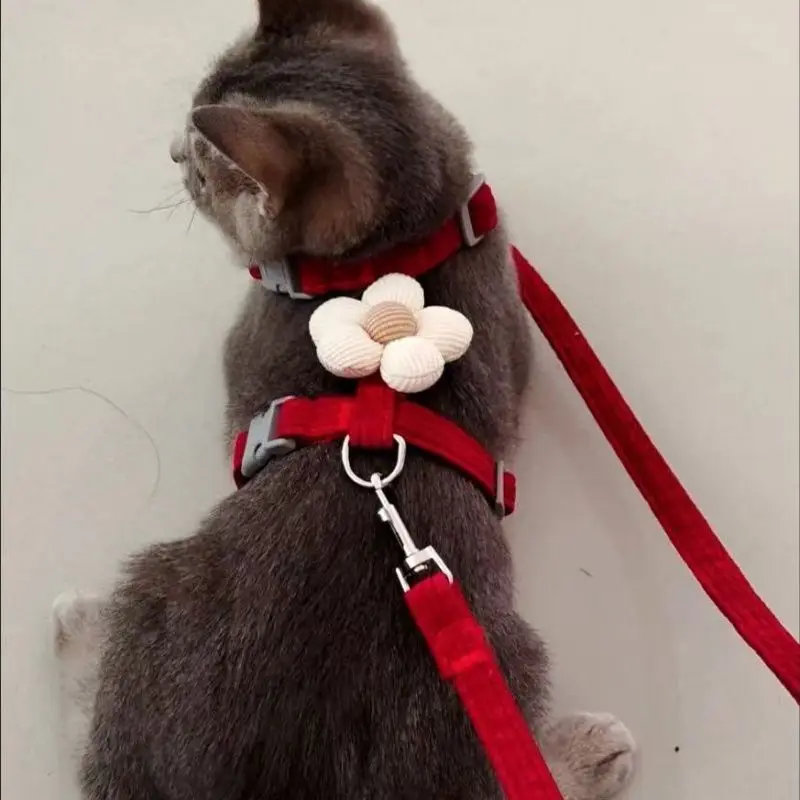 

Cat cartoon leash out to break free I-shaped adjustment pet special puppet teddy small rope for puppies