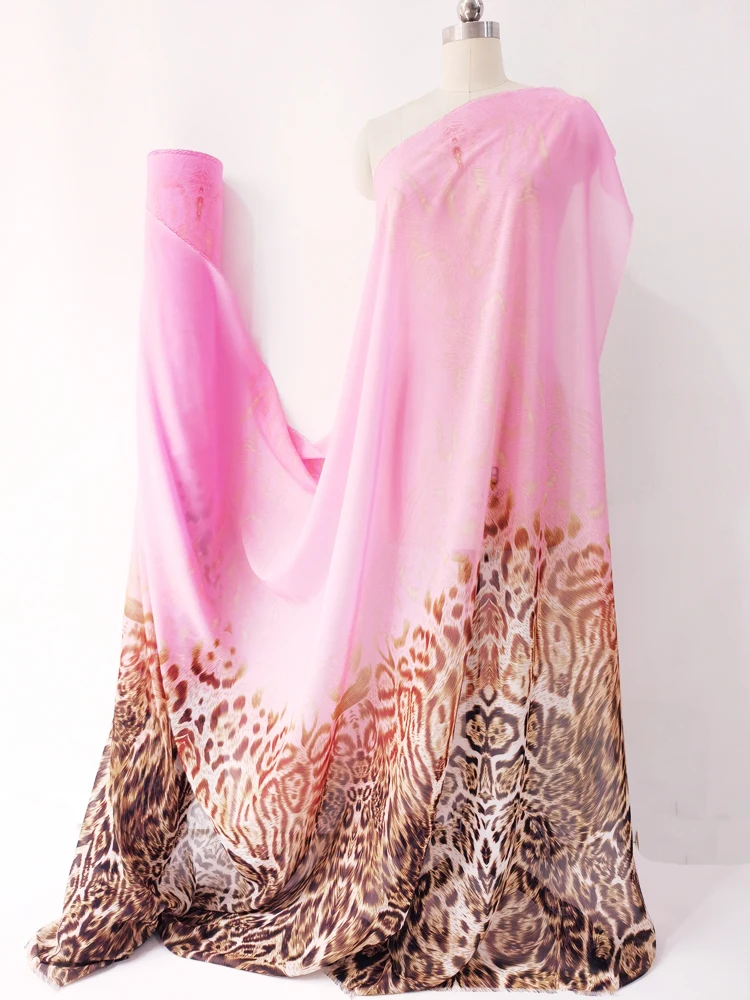 Drucken Sie Chiffon 58'' breit nach Meter digital rosa Leoparden-Chiffon-Stoff für Kleider – Detail 9