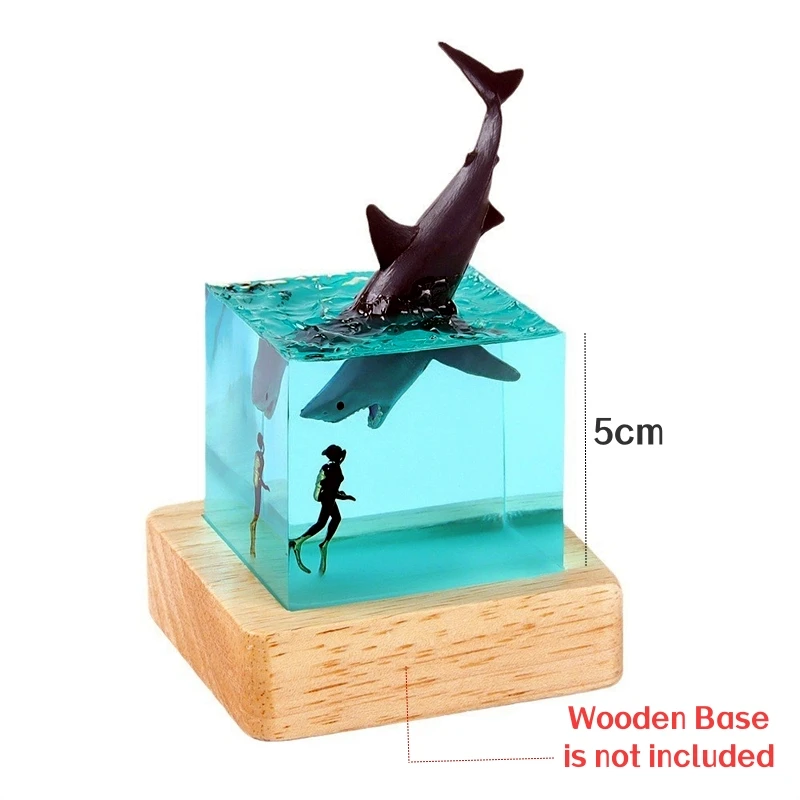 3D Marine Whale Cube LED Table Lamp Resin Decorations Novelty Shark Diver Ocean Micro Landscape Desktop Night Lights Accessories