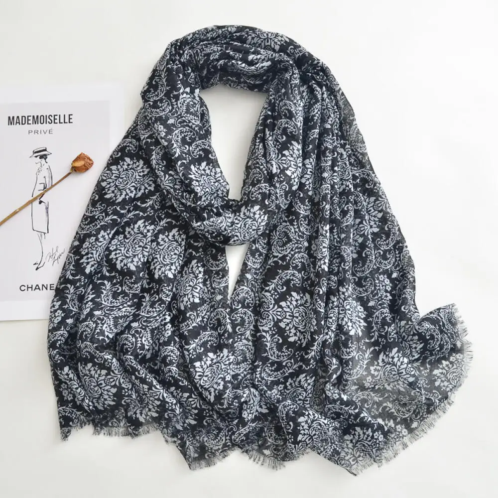 

Floral Voile Printed Oversized Shawl, Breathable UV Protection Cotton Linen Feel Scarf for Ladies Travel Beach Daily Headwear