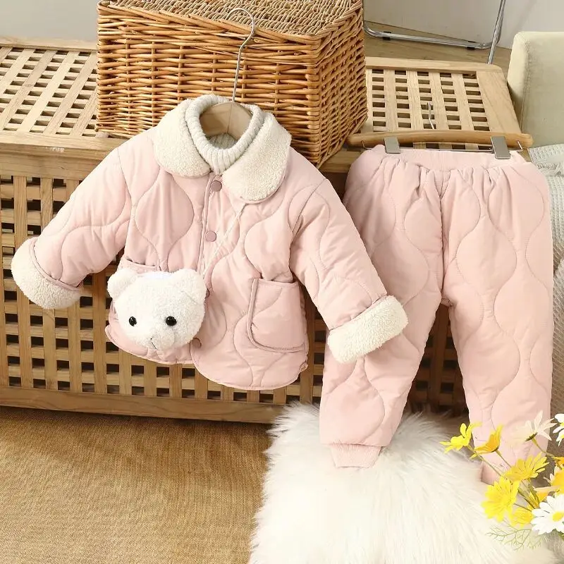 

Autumn and Winter Girls' Clothing Set New Fashionable Children's Velvet Cotton Warm Coat Pants 2-piece Set