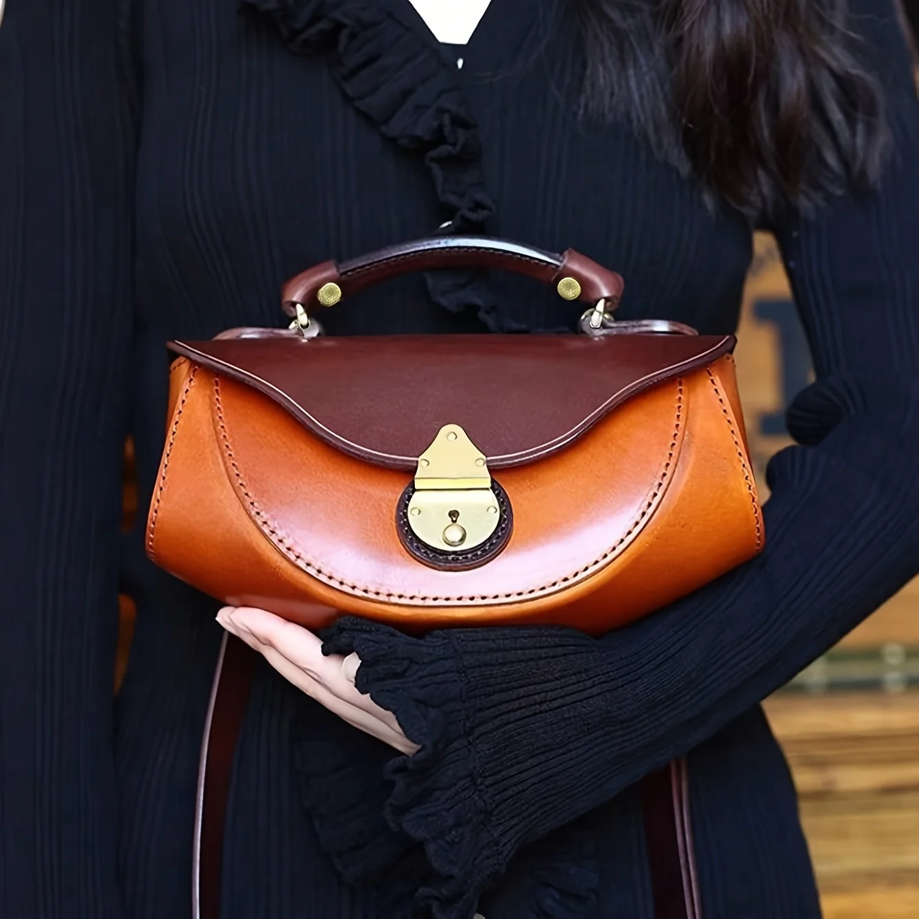 

Vintage Solid Color PU Leather Women Fashion Shoulder Sling Bag High-Capacity Simple Wide Strap Bucket Crossbody Bags Commuting