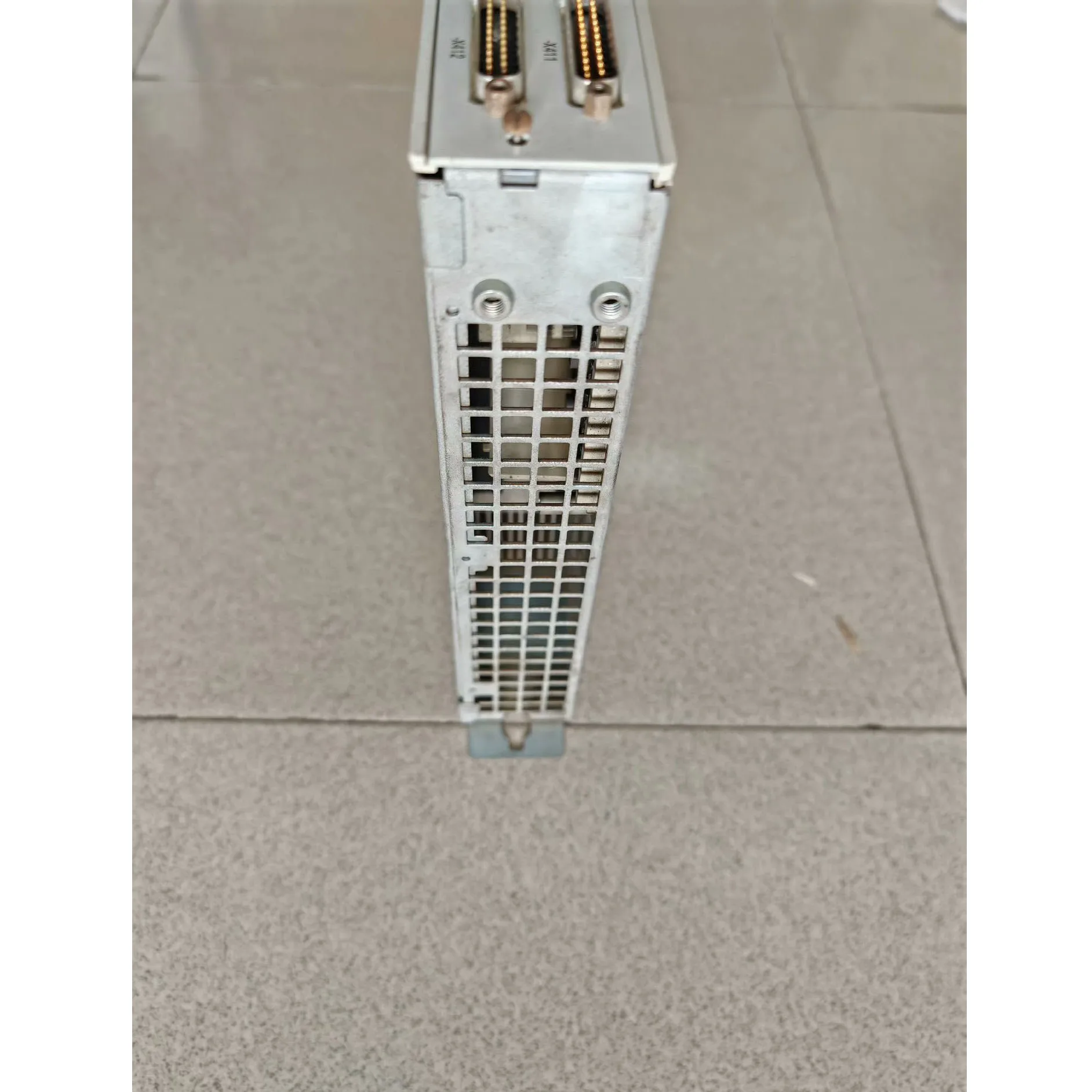 6SN1123-1AA00-0AA1 Servoantrieb mit Garantie