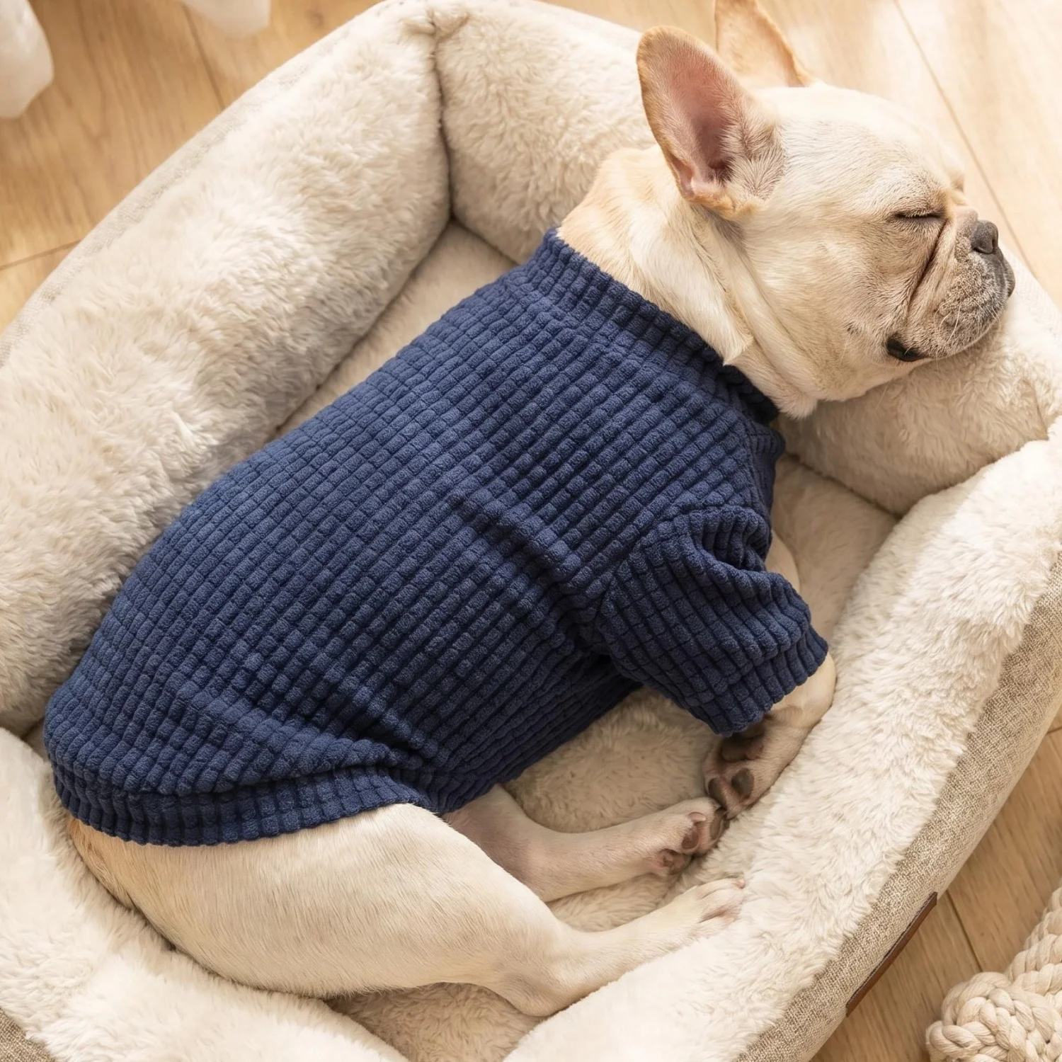 Marineblauer Waffelstrick-Hundepullover - Warme, weiche Haustierkleidung für mittelgroße und kleine Rassen wie die Französische Bulldogge – Detail 6