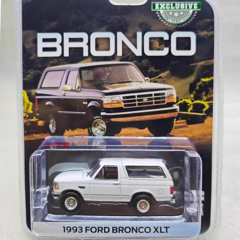 

Green Light 1:64 1993 Lie Ma XLT - Oxford White Model Limited Edition Collectible Wall Pendant Gift