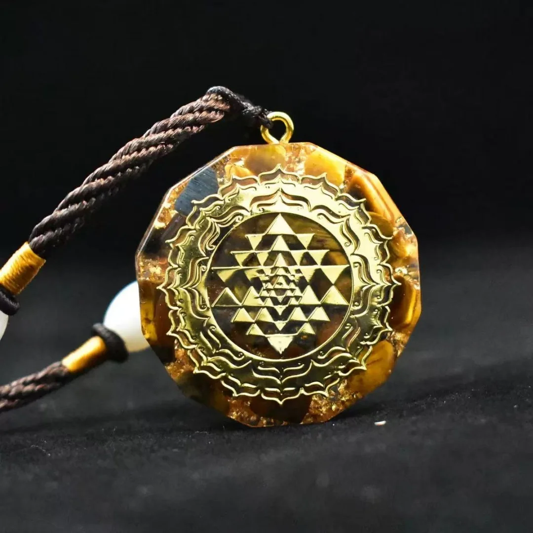 1 قطعة قلادة أوغان ، قلادة عين النمر أورجونيت سري يانترا ، قلادة مجوهرات من مادة الراتنج ، هدايا المهرجان