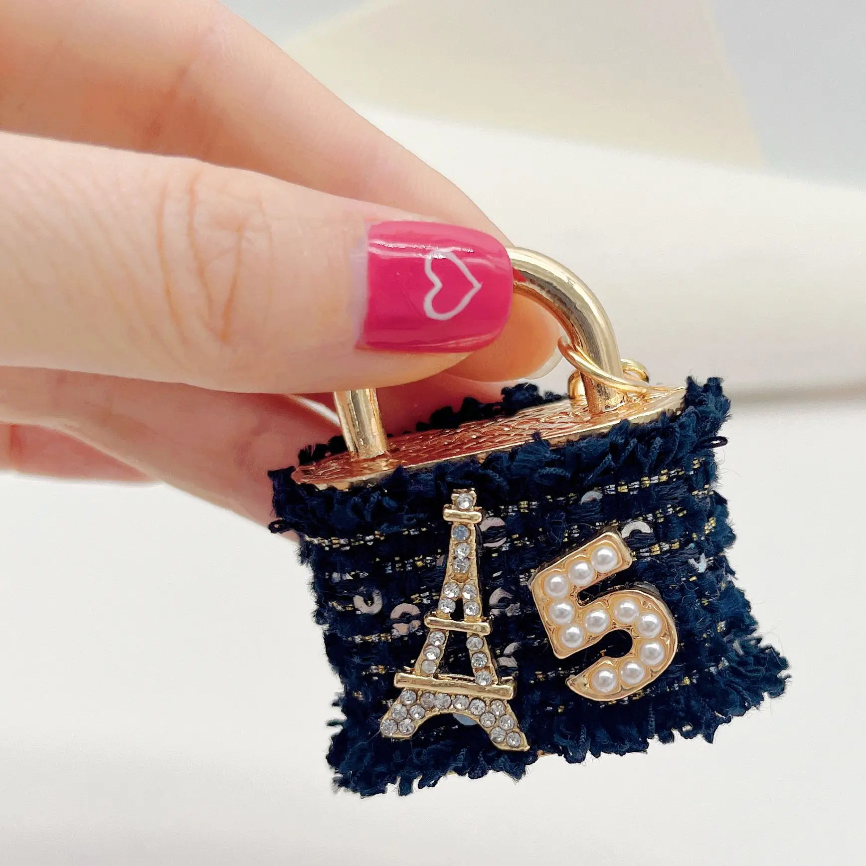 Cute Mini Coin Purses Keychain with Eiffel Tower and Number 5 Small Earphone Box Fabric Bag Key Ring