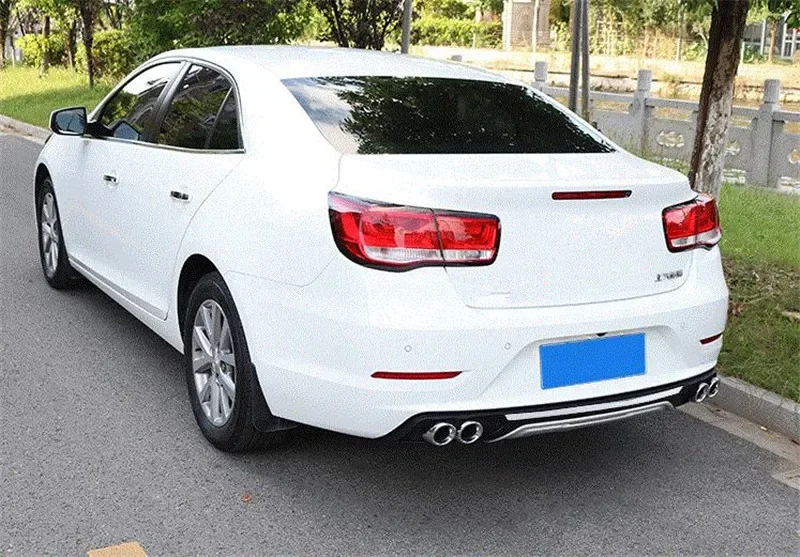 High Quality PP Rear Bumper Diffuser,Auto Car rear lip with chrome line For Chevrolet Malibu 2016 2017 2018 Car styling
