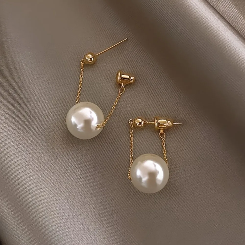 

Женские серьги из нержавеющей стали. Гипоаллергенный и устойчивый к выцветанию. Изящные минималистичные серьги-гвоздики для чувствительных ушей. Элегантный повседневный стиль/образ