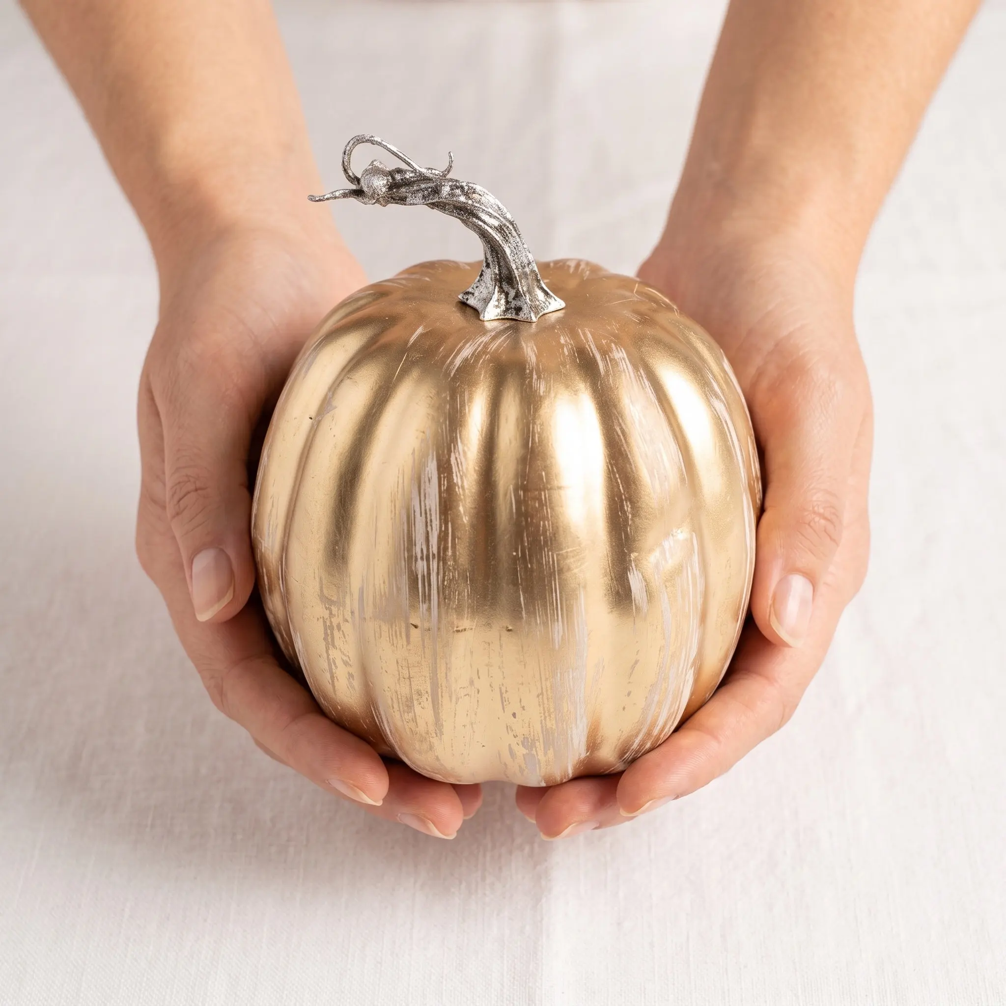 Realistic Artificial Gold Pumpkin Metallic Finish Harvest Pumpkin Table Decor Thanksgiving Fall Centerpieces Halloween Party