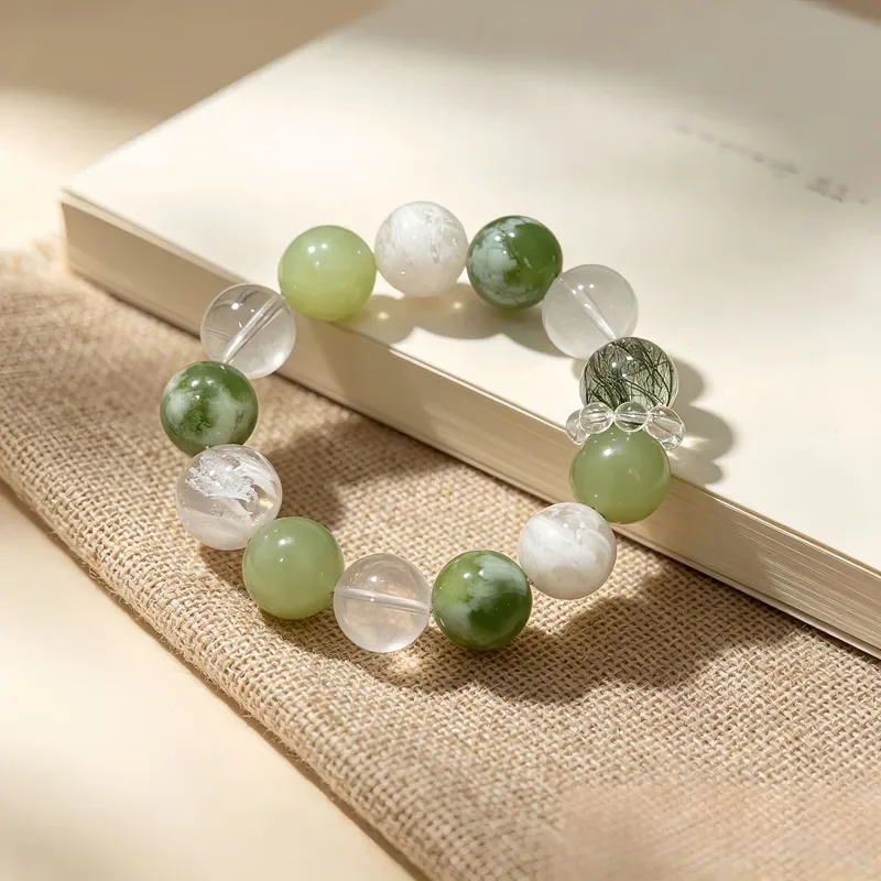 Natural white crystal bracelet, green hair crystal bracelet, women's Duobao Xiuyu, fresh design, niche crystal jewelry.