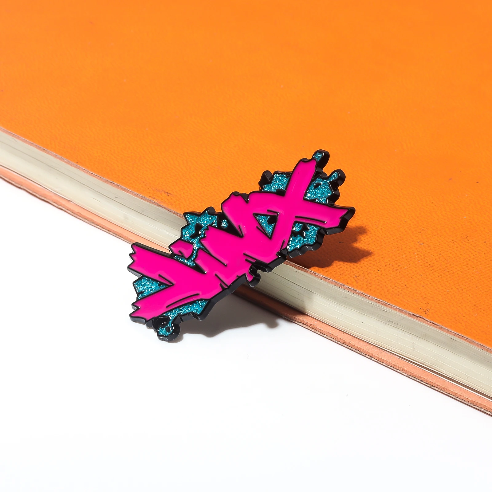Game LOL Arcane Jinx Official Badge Funny Enamel Pin Brooch Backpack Clothing Accessories Cosplay Jewelry Gifts