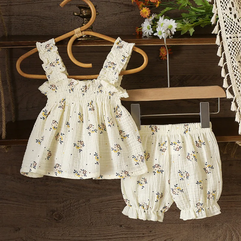 Girls Suit 2026 Spring and Summer New Childrens Clothing Korean Girl Baby Foreign Floral Double Layer Yarn Top Shorts Two Sets