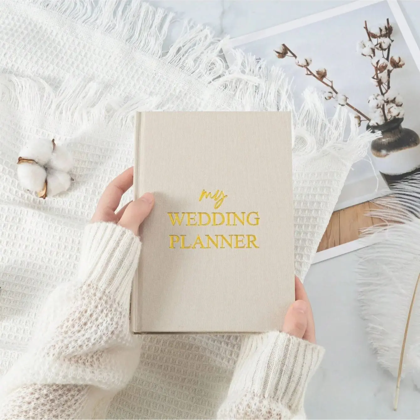 1pc Hardcover Notebook -The Wedding Planner Checklist: A Portable Guide To Organizing Your Dream Wedding,Plan The Ideal Wedding