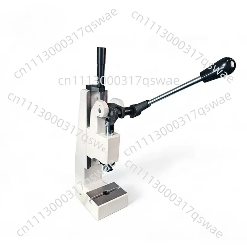 Chain type manual punching machine, precision punching machine, suitable for metal forming riveting parts, leather