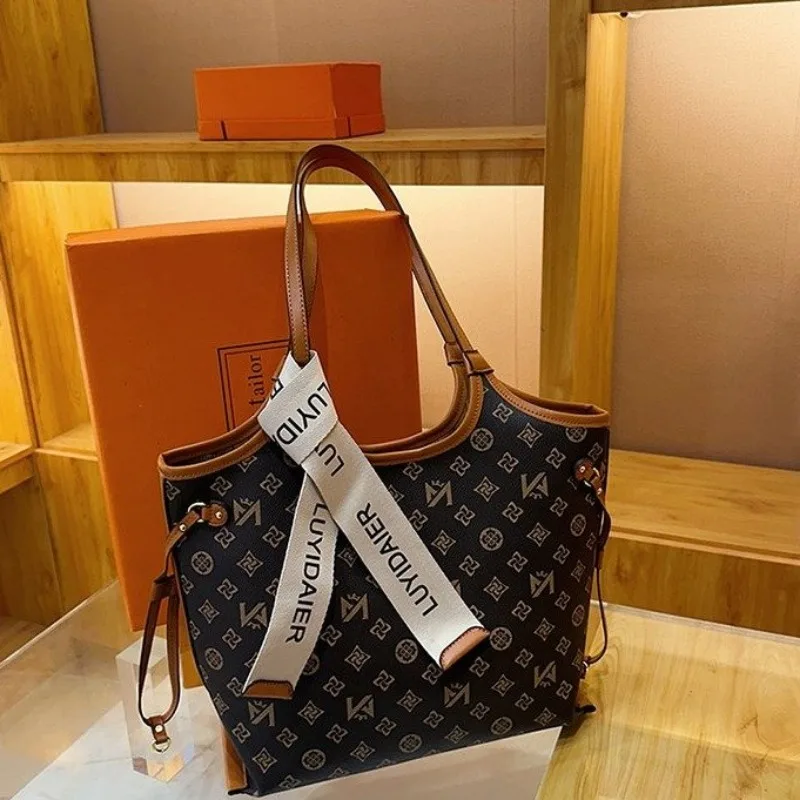 

Популярная простая модная студенческая сумка через плечо на одно плечо, сумка-подушка, сумки на плечо, работа, путешествия, изысканные