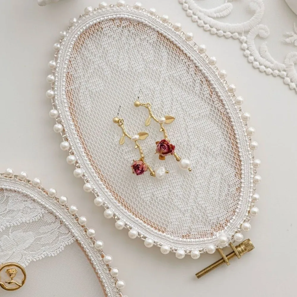 

Wooden Frame Embroidery Lace Earrings Stand Flower Macrame Ear Studs Holder Plaster Base Pearl Jewelry Display Rack