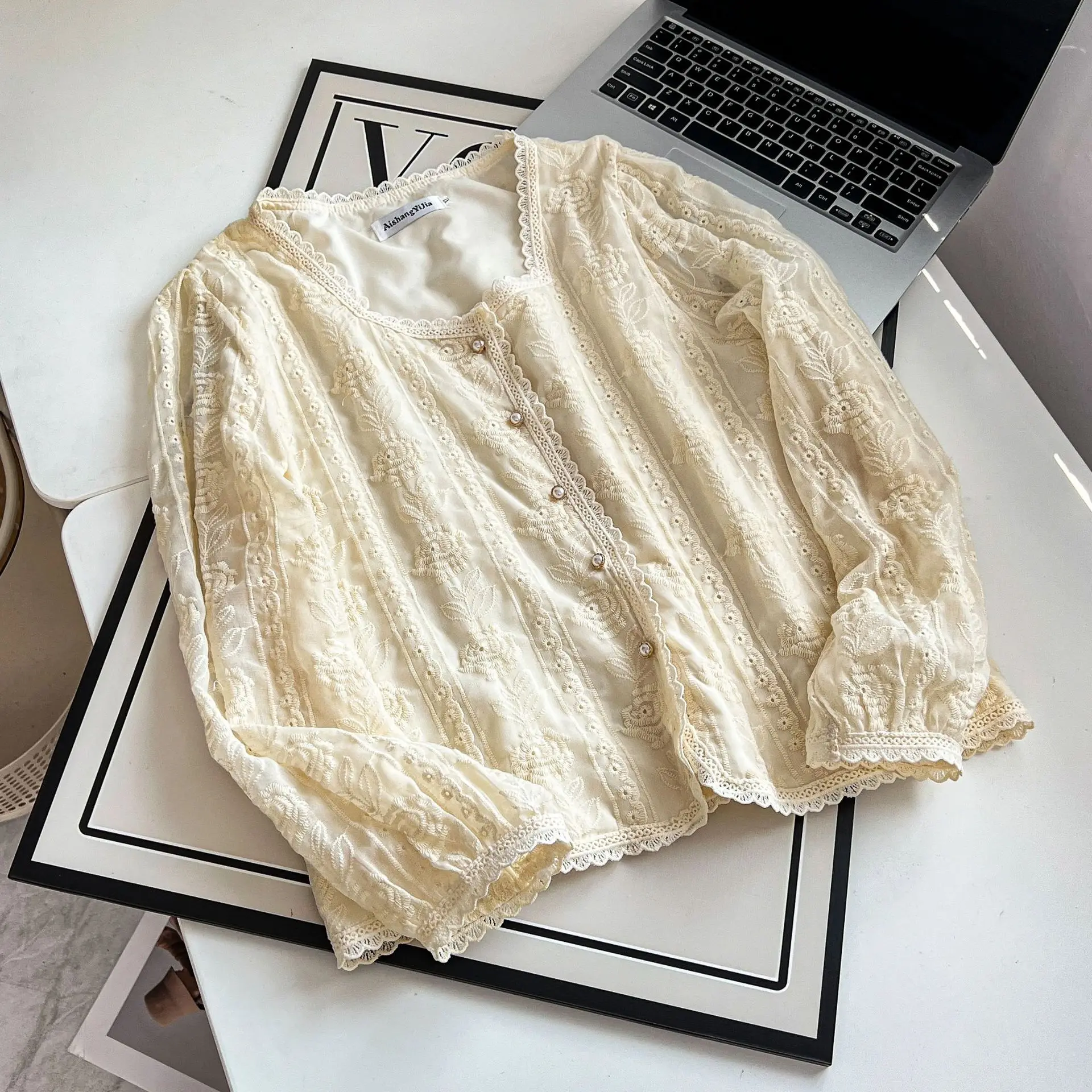 Chic Square Collar Shirt Women Plus Size Autumn Winter 2023 Casual Clothing Puff Sleeve Blouses Lace Embroidered Tops