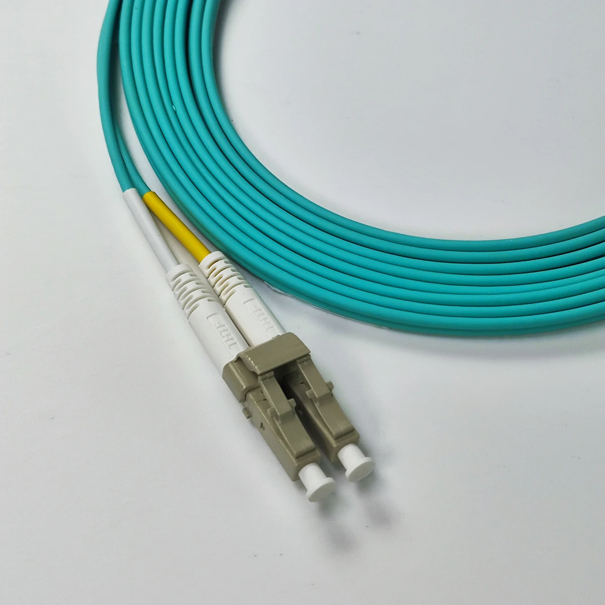 Cable de conexión de fibra óptica para interiores, accesorio OM3 multimodo, doble núcleo, diámetro de 1,6mm, FTTH, LC/UPC-LC-UPC