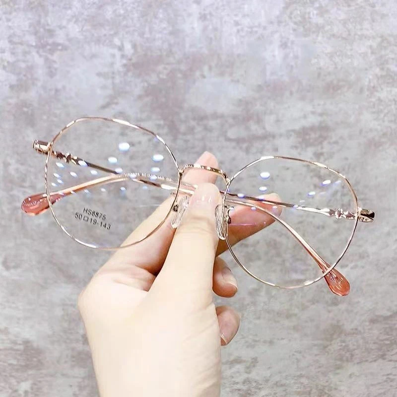 Ultra-Light Myopia Glasses Women Blue Light Computer Eyeglasses Girls Metal Round Frame Shortsighted Eyewear -1.0 -1.5 To -6.0