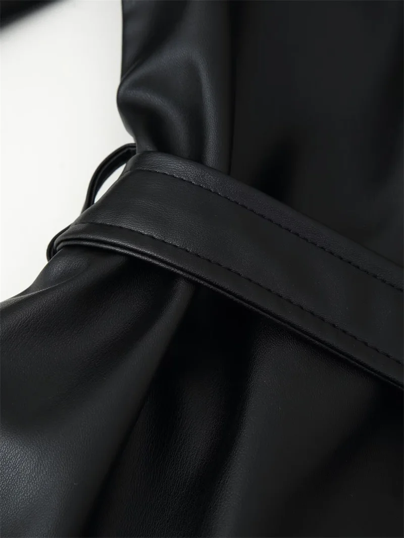 معطف المرأة 2025 الخريف نمط جديد أسود كم طويل فو الجلود التعادل الديكور سترة واقية قصيرة نمط دراجة نارية عادية #5