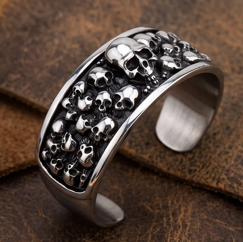 Vintage Punk Gothic Skull Head Series Stainless Steel Mens Cuff Bangle Unique for Biker Jewelry Creativity Gift