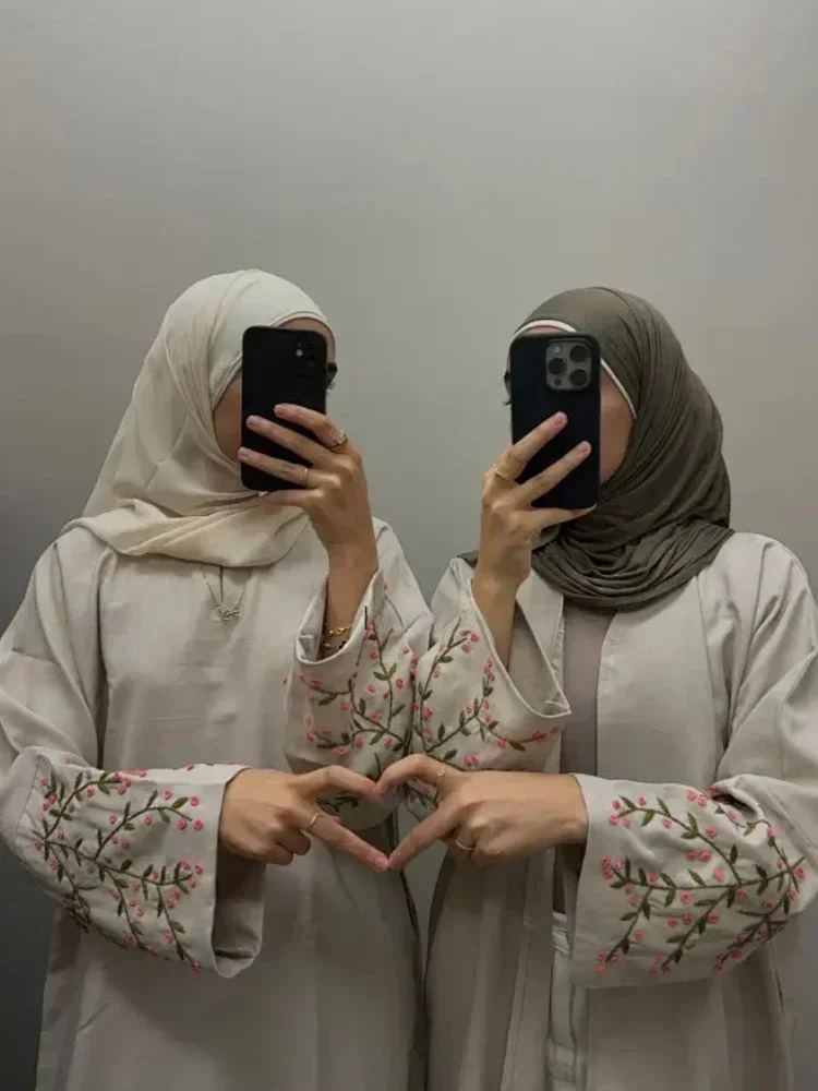 Katoen Linnen Gesloten Abaya met Geborduurde Mouwen Effen Islamitische Moslim Jurk Abaya voor Vrouwen Dubai Luxe Turkse Kaftan Gewaad