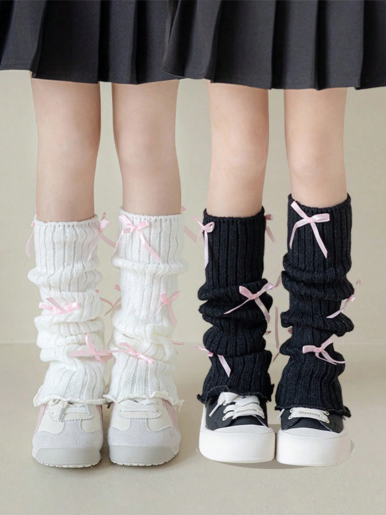 2 Pairs Baby Girls Leg Warmers with Cute Bows, Fashionable Soft Knitted Toddler Leg Covers for Ages 3 to 8 Kids' Daily Wear