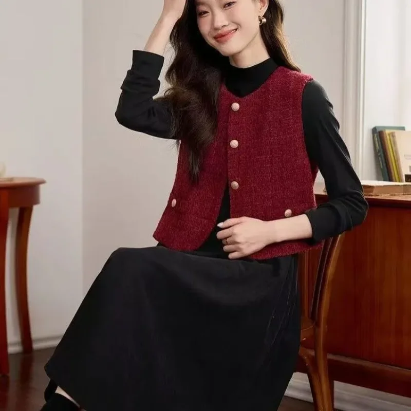 New Year's Red Vest for Outerwear New All Match Sleeveless Fragrant Vest Fashionable and Elegant Jacket Fashion Top