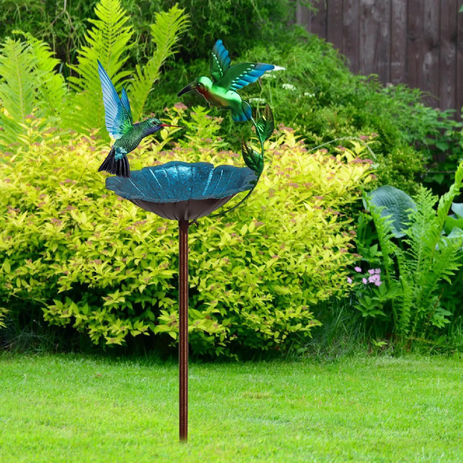 Metal Bird Bath for Outside Yard Decor Sturdy 3 Pronged Base Vintage Design Bird