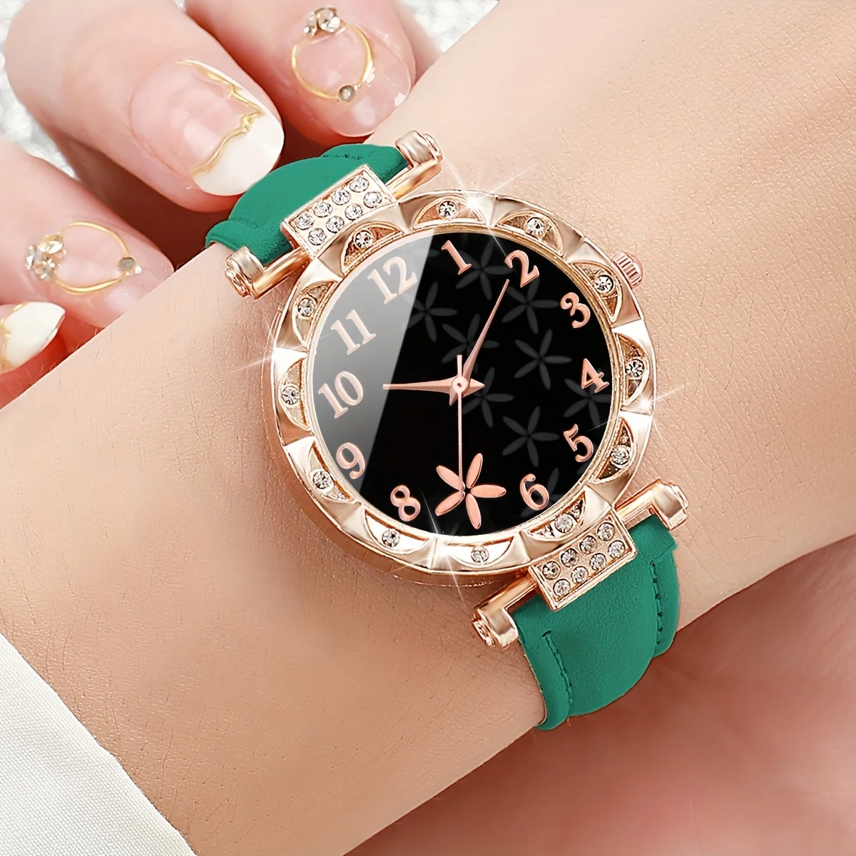 Women's Fashion Watch Sweet Leisure Academy Style Leather Quartz Watch