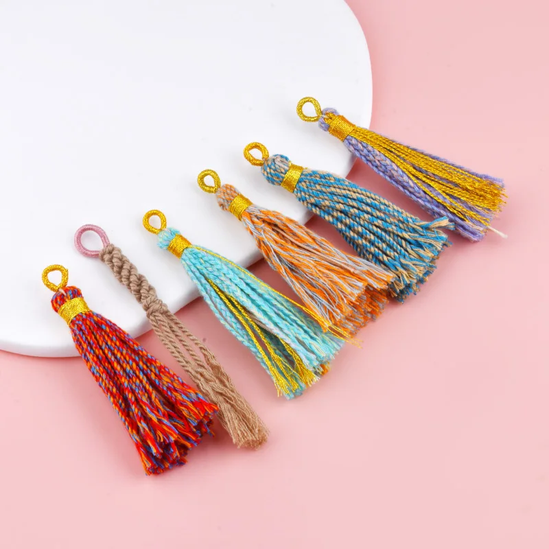Cotton thread Tibetan-style fringed pendant for DIY handmade jewelry bracelet and key pendant decoration.