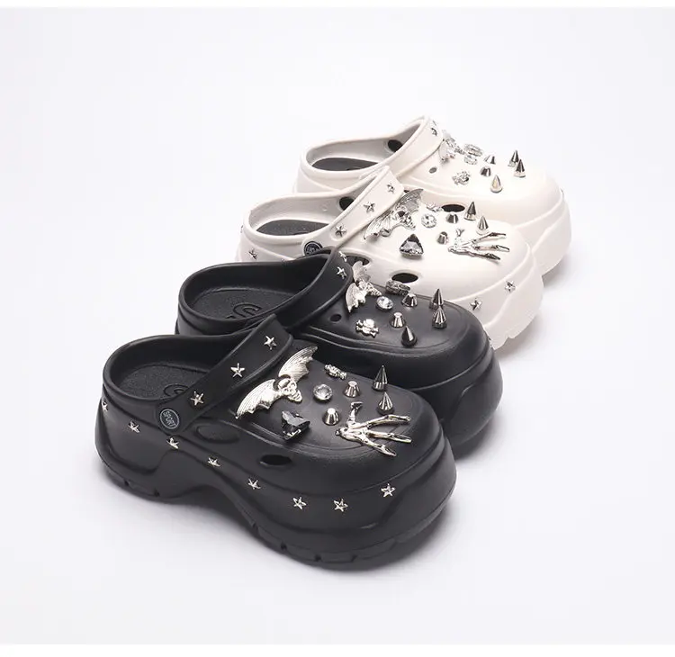 

Punk Style Skull Heightening Hole Shoes Women's Summer Subculture Y2k Muffin Thick Sole Outer Wear Non-slip Cool Slippers Female