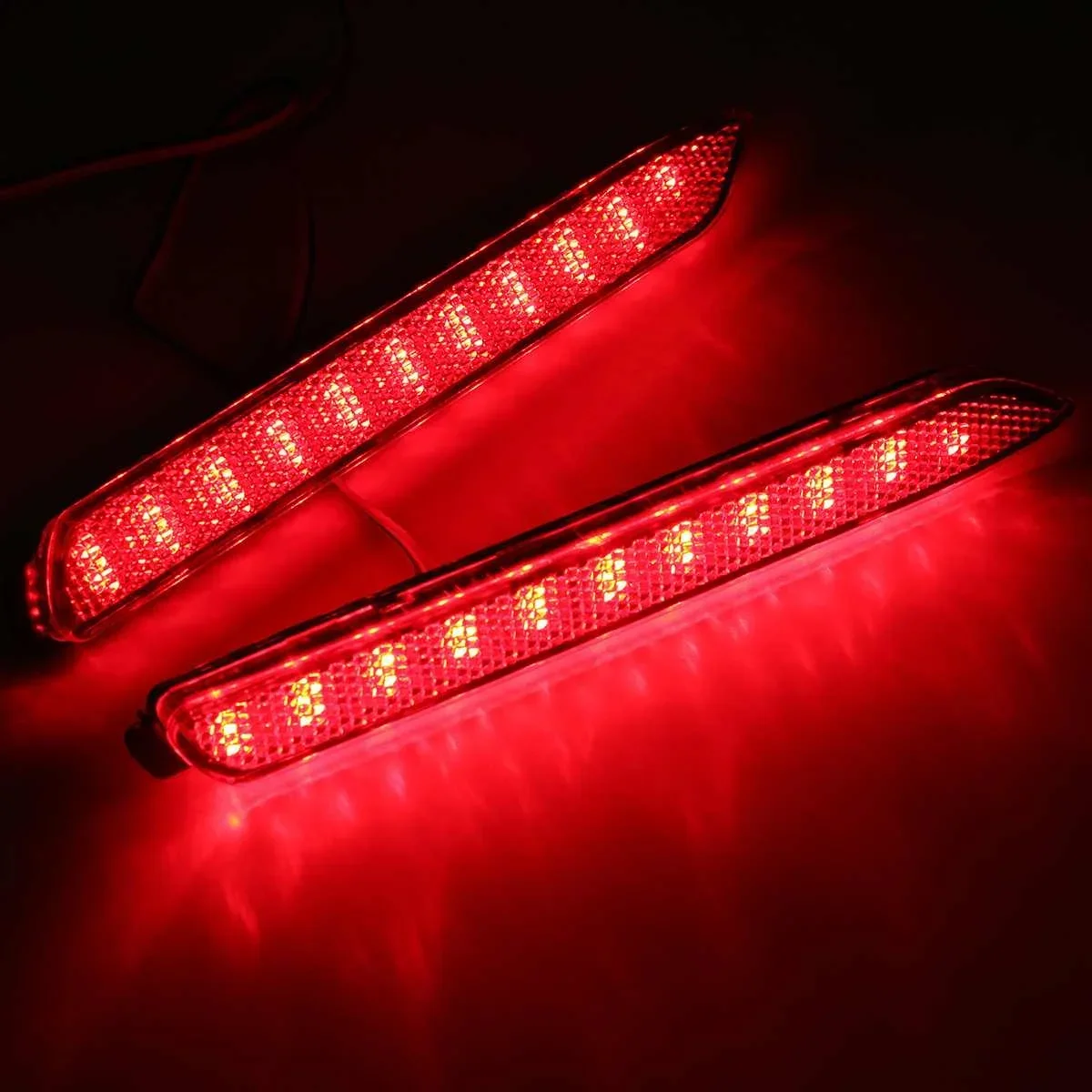 2pcs Car LED Rear Bumper Reflector Brake Lamp for Lexus IS-F GX470 RX300 for Toyota Camry RAV4 Sienna Venza Reiz Innova Body Kit