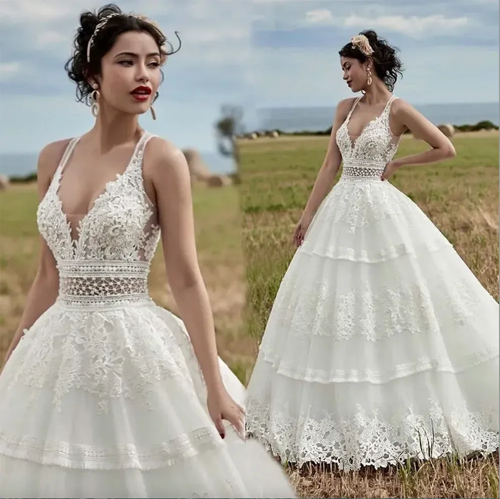 

Customized Elegant A Line Pompadour Wedding Dress Sexy V-Neck Backless Sleeveless Wedding Dress Beach Garden Bridal Dress 2025