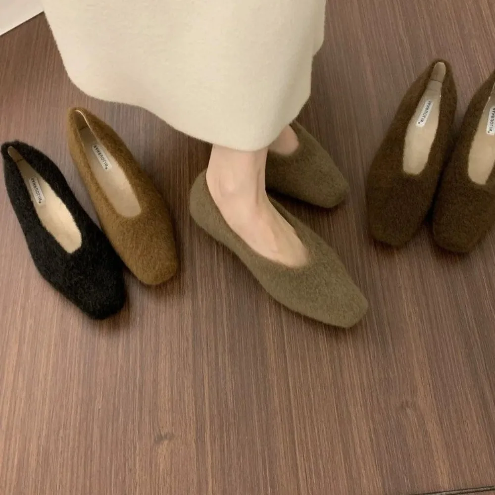 

Designer Sexy Coffee Pointed Toe Flats Ballet Shoes Women European Slip on Single Loafers Brand Velvet Ballerina Zapatos