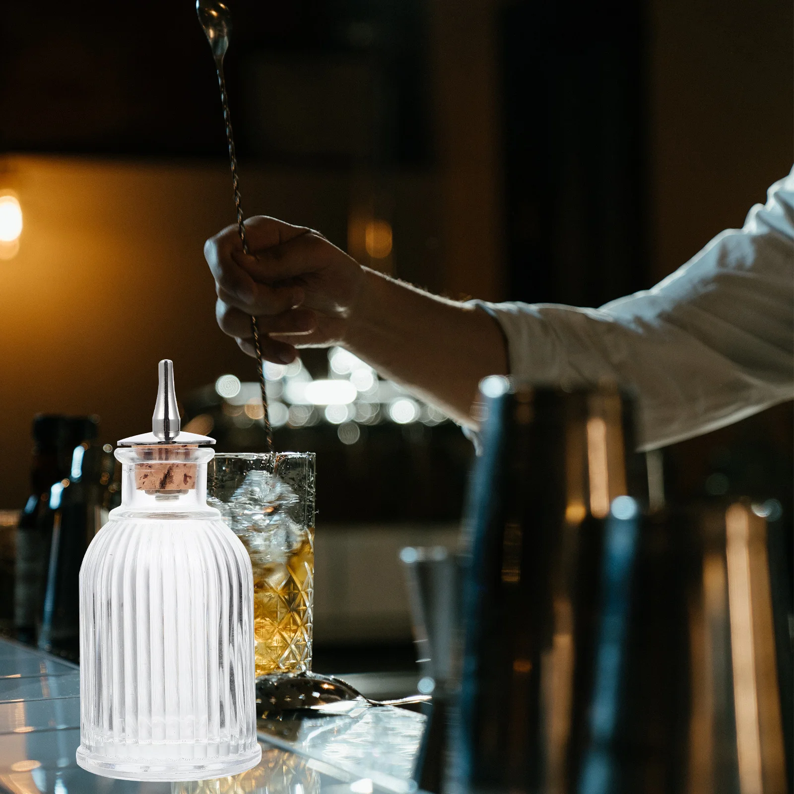 

Carved Glass Bitters Bottle Leak Proof Seal Bar Use Professional Cocktail Tool Retro Bartending Glass