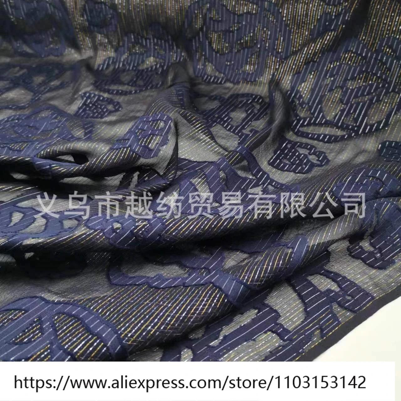 Designer naaistof lichtgewicht dames 10momme en zilveren zijde Qiao Qi gesneden bloem brandende modejurk