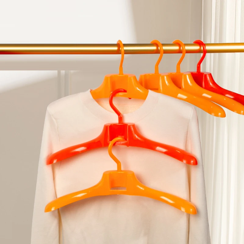 5pcs/set Wide Shoulder Plastic Clothing Hanger Suit Clothes Hanger Seamless Coat Drying Racks Wardrobe Room Storage Organizer