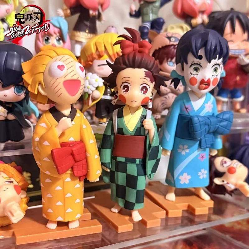 

Аниме Demon Slayer Kimetsu No Yaiba фигурки героев милые наборы моделей из ПВХ игрушки Kawaii настольные украшения рождественские подарки