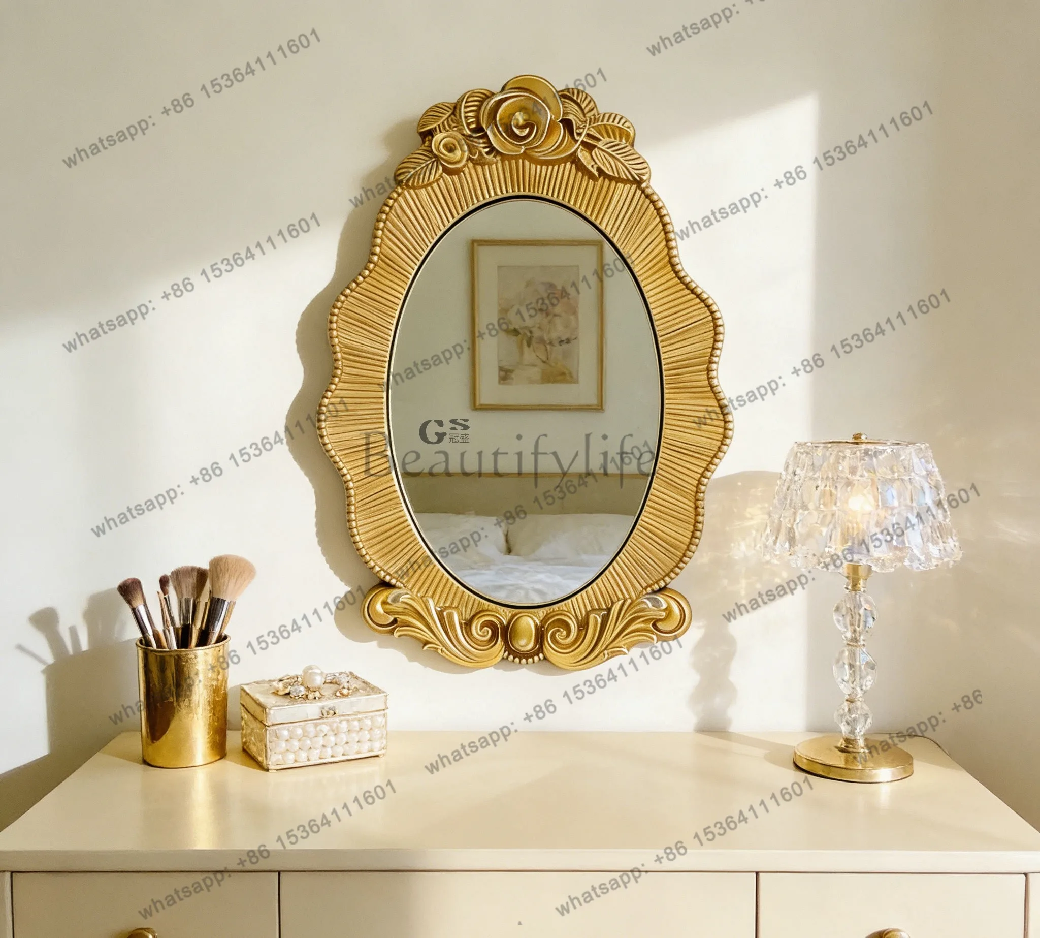 YJ French vintage carved bathroom mirror wall hanging special-shaped bathroom mirror American bedroom dresser desktop makeup mir