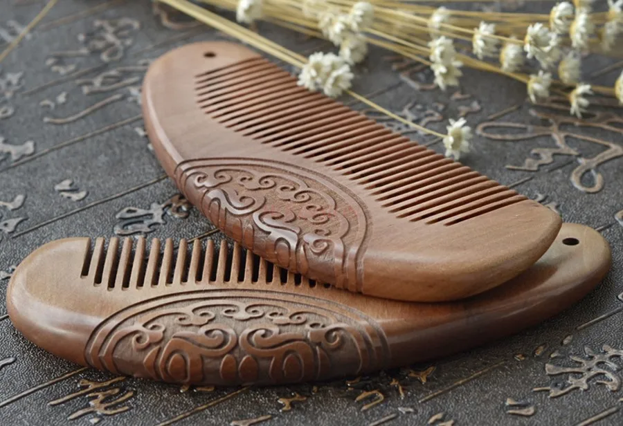 مشط رائع من خشب الخوخ المنحوت على الوجهين مقاس 14 سم، حقيبة تدليك محمولة لتصفيف الشعر