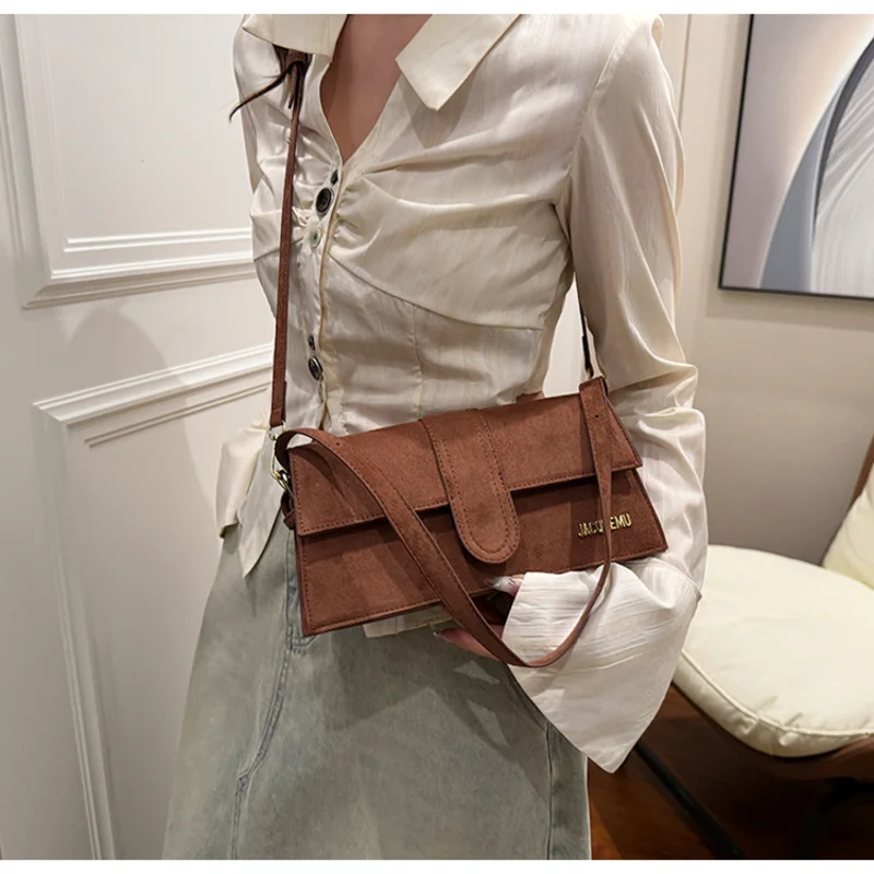 حقيبة كتف رياضية كاجوال للنساء للسفر اليومي مع مادة البولي يوريثان، تصميم مقاوم للماء، مقصورات متعددة، حزام قابل للتعديل