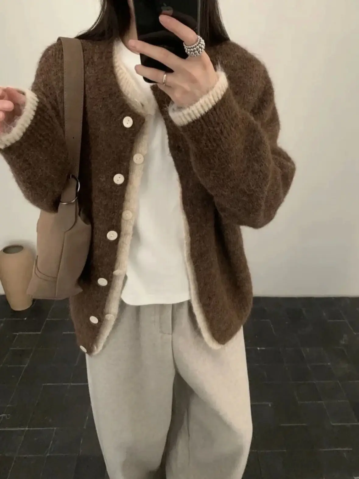 

Женские зимние кардиганы средней длины с рукавами, простые, в ковбойском стиле, с бантом, модные, с рюшами на рукавах, V-образным вырезом, укороченные, из материала с оборками, ажурные, приталенные