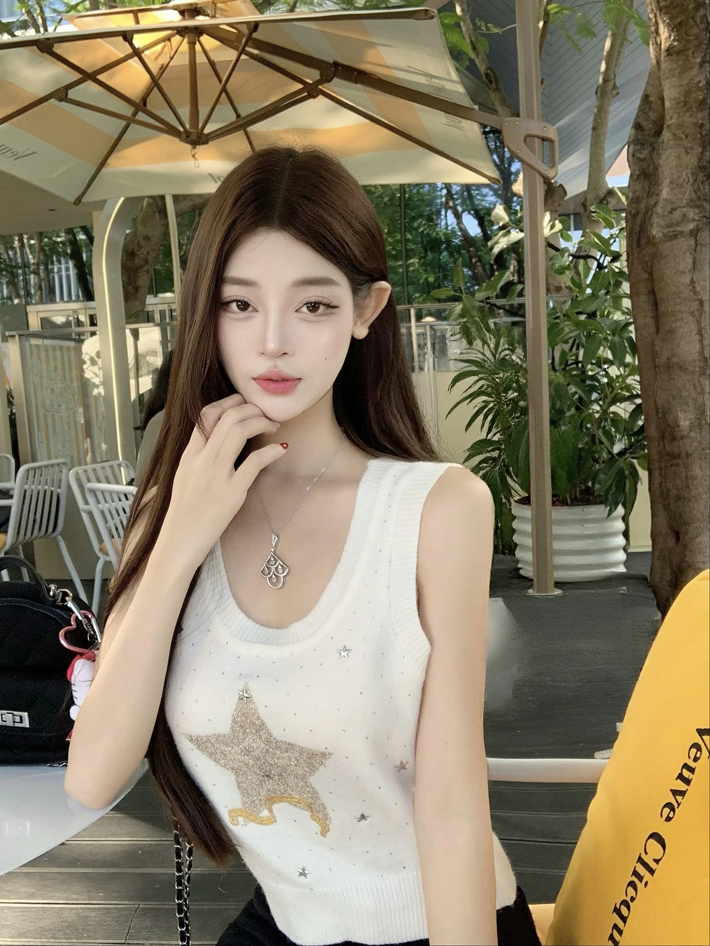 

Комплект из двух предметов: жилет с вышивкой «Звезды» и кардиган Luna 8, женский, свободный крой, круглый вырез, вязаный, весенний сезон