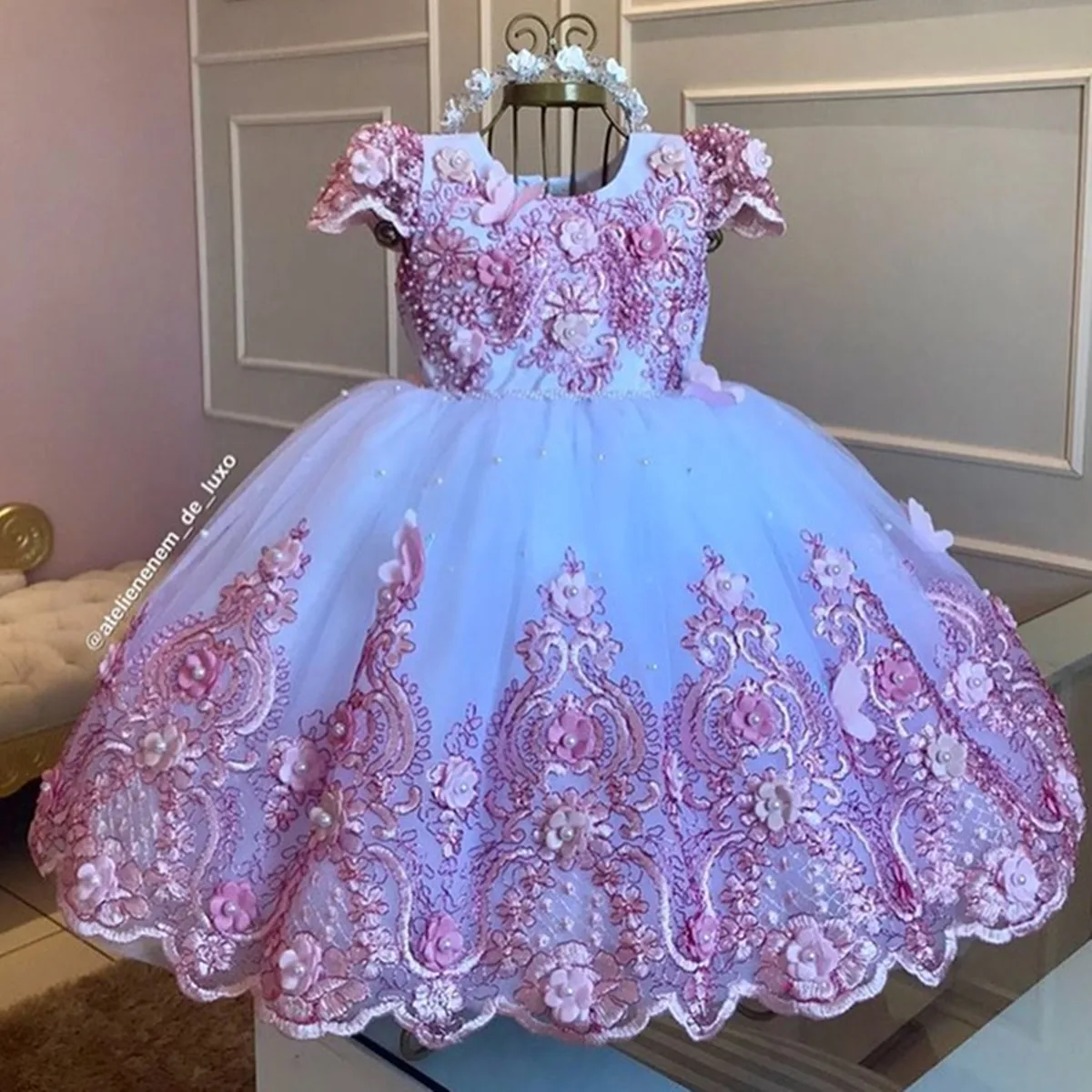 Robe d'anniversaire en dentelle avec perles pour bébé fille, robe tutu pour bébé, robe de princesse à fleurs, mancherons, longue robe de Noël