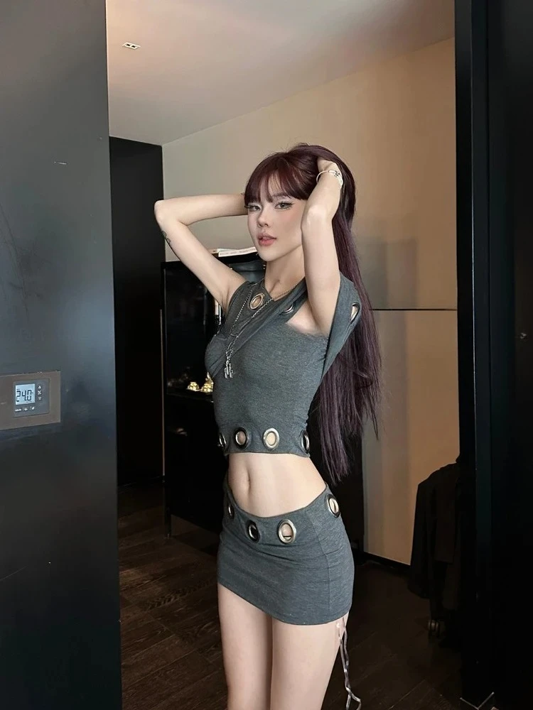 فستان عتيق بتصميم على الطراز الأمريكي صيفي بدون أكتاف مثير غير منتظم Y2k فستان قصير ضيق للحفلات الكورية #4