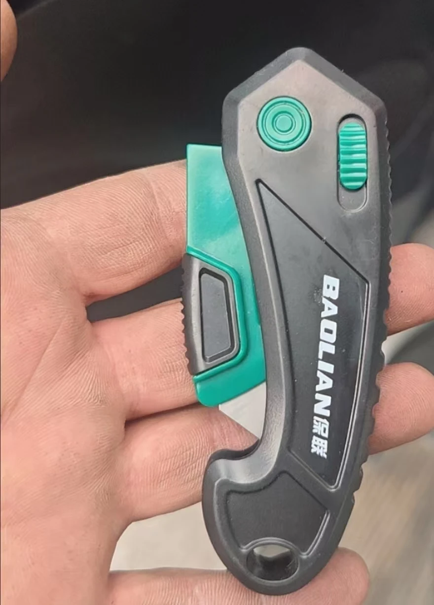 Foldable art knife Home Office-Specific Anti-Shock Labor-Saving Leather Carpet Cutting Knife Multi-Function craft knives