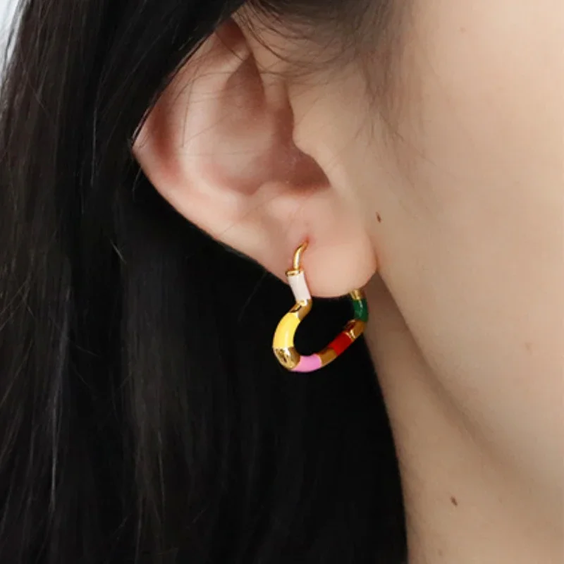 الأزياء والمجوهرات الحلو الكورية مزاجه الملونة المينا القلب أقراط للنساء هدايا الزفاف حساسة تصميم الملحقات