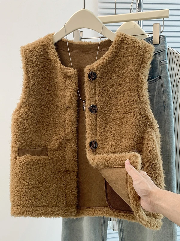 Autumn Winter Casual Camel Cashmere Lightweight Warm Sleeveless Oversized Vest Fashionable Shoulder Pad Jacket for Women